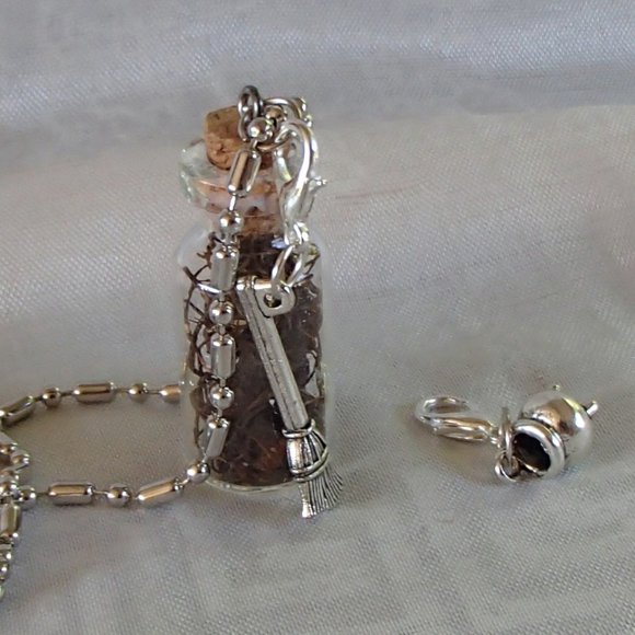Blood Root Witch 3D Cauldron Broom Glass Bottle Necklace Zip Pulls Handcrafted - Picture 4 of 14